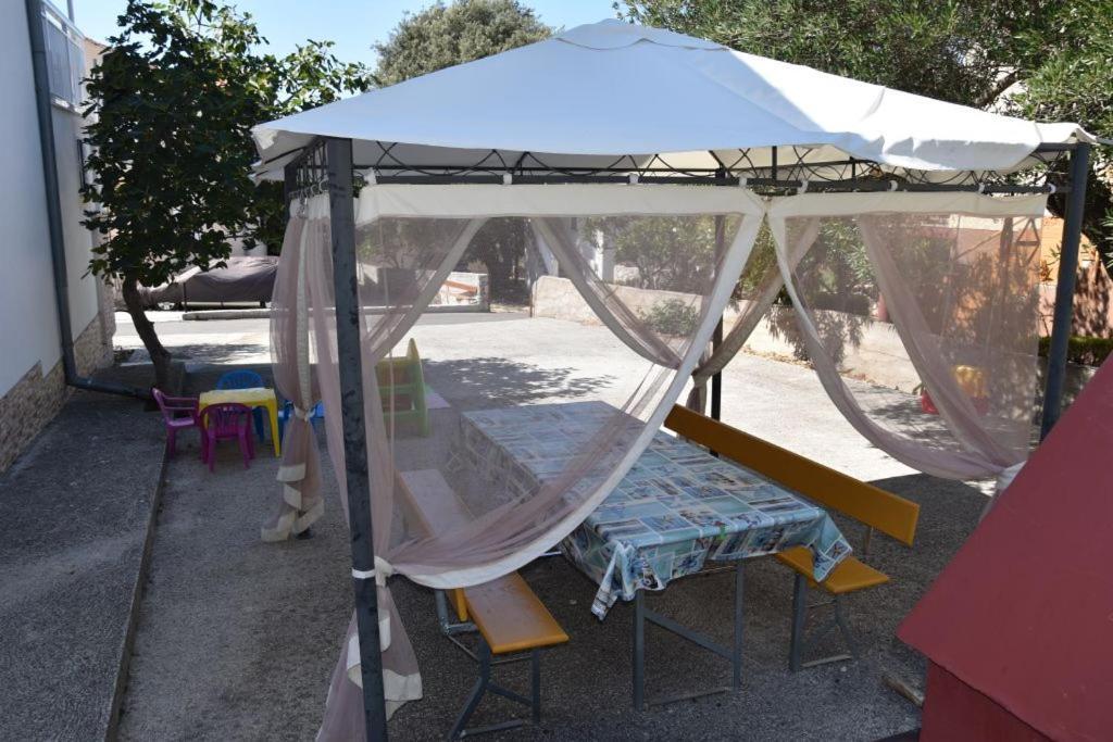 Apartmani Meri Ražanj Zewnętrze zdjęcie