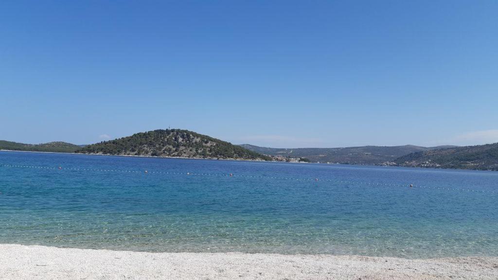 Apartmani Meri Ražanj Zewnętrze zdjęcie