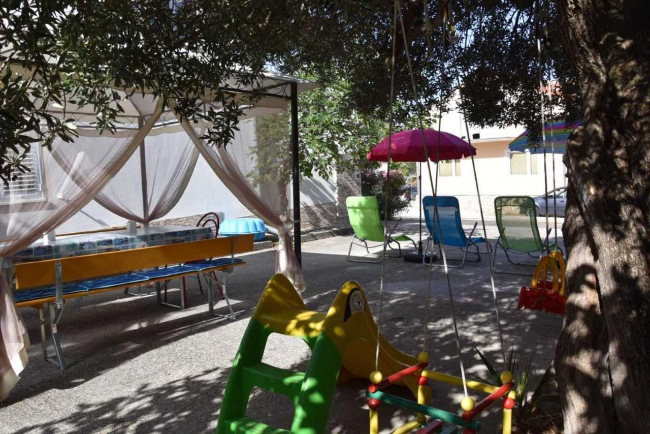 Apartmani Meri Ražanj Zewnętrze zdjęcie