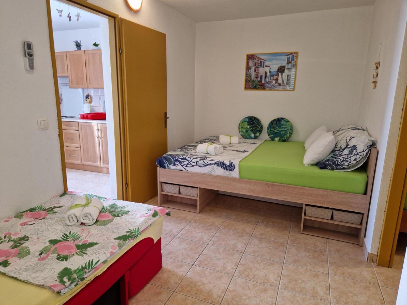 Apartmani Meri Ražanj Zewnętrze zdjęcie