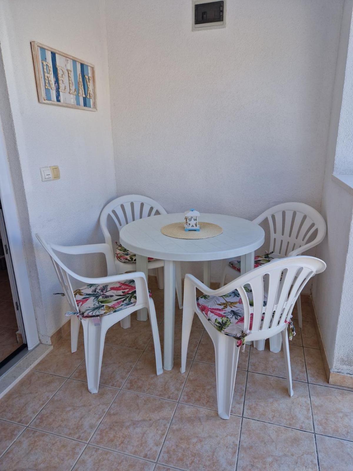 Apartmani Meri Ražanj Zewnętrze zdjęcie