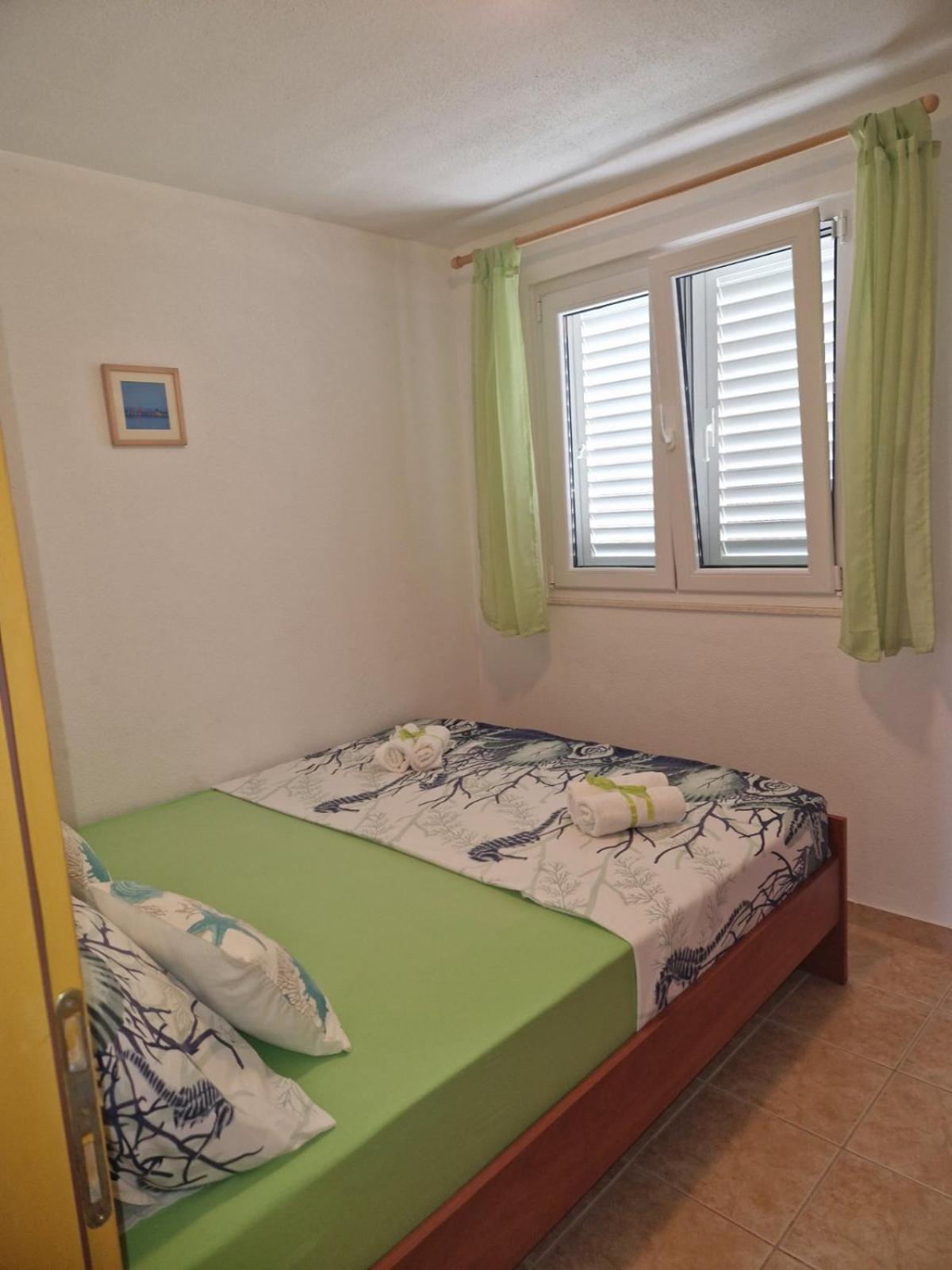 Apartmani Meri Ražanj Zewnętrze zdjęcie